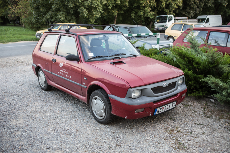 Illustration for article titled Euro cars photo dump